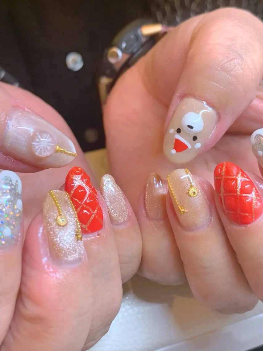 ネイル アートネイル マグネットネイル 冬ネイル クリスマス NAIL__ KOKOのネイルデザイン