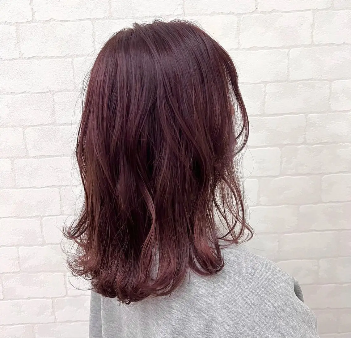 セミロング カラー カット ヘアカラー 藤野 莉奈のヘアスタイル
