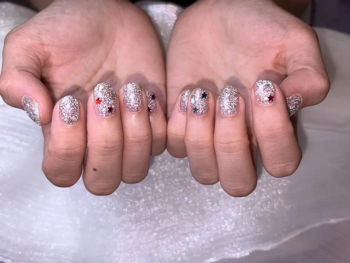 ネイル ハンドネイル 甘 皚萱のネイルデザイン