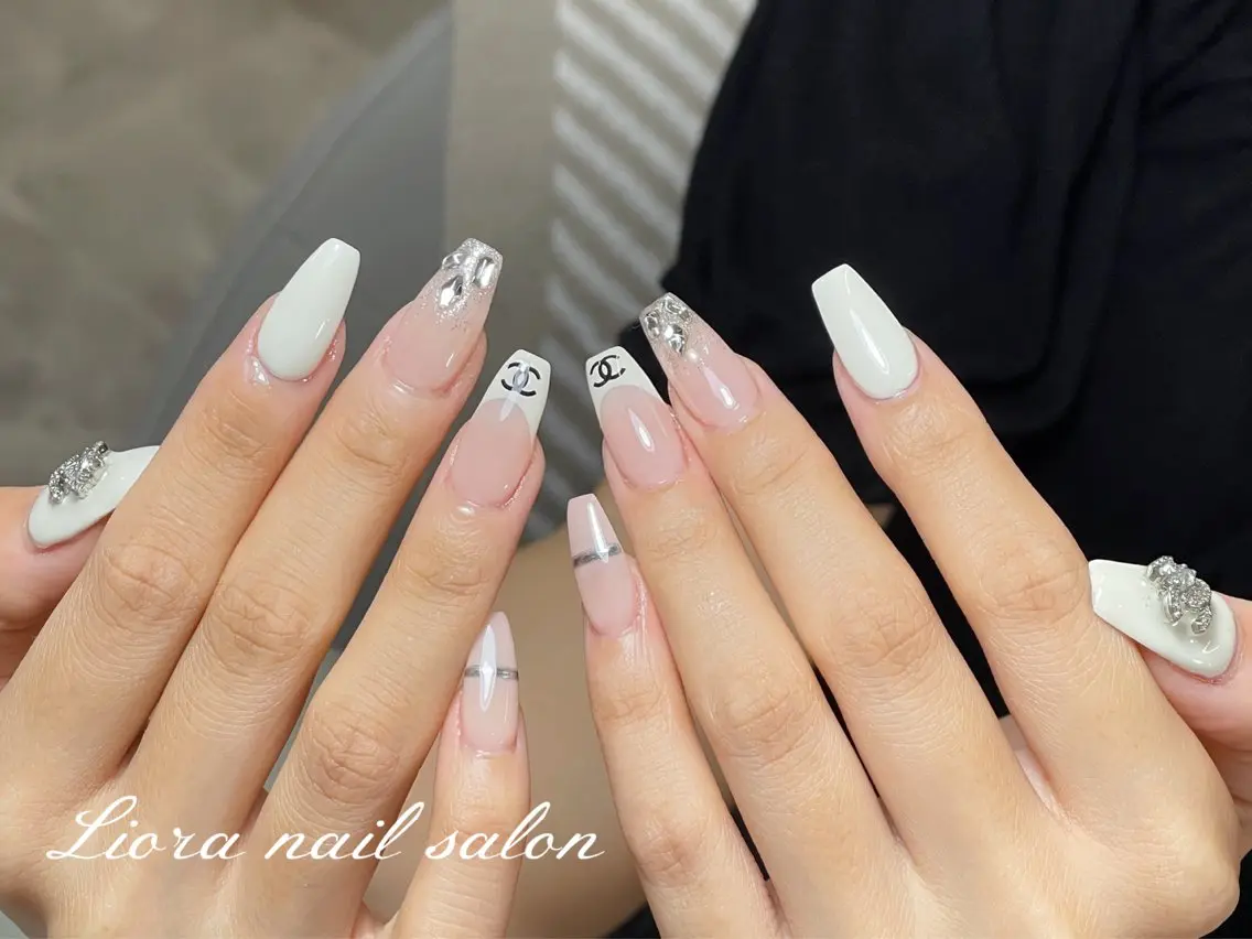 ネイル チークネイル フットネイル フレンチネイル ジェルネイル ガーリー ハンドネイル Liora nailのネイルデザイン