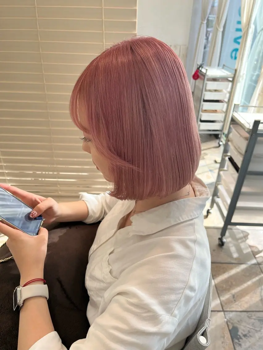 カラー 石井 歩奈のヘアスタイル