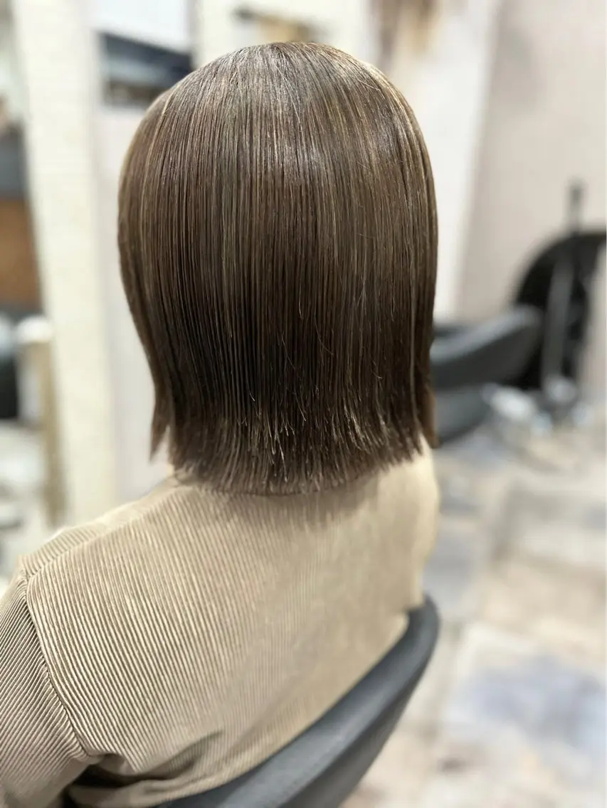 ショート ボブ レイヤーカット giniro ホソミのヘアスタイル