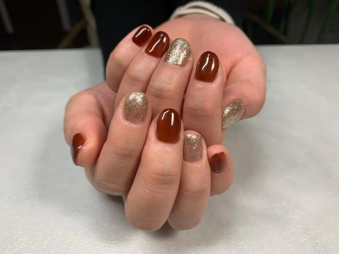 ネイル べっ甲ネイル ボルドー ブラウン ピンク SAKU nail 作島茜のネイルデザイン