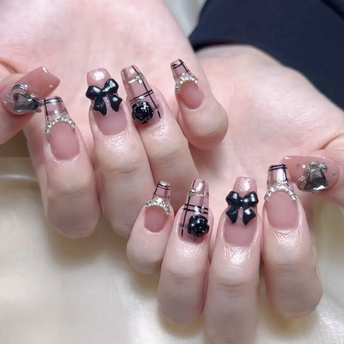 メンズ ネイル メンズ韓国風 アートネイル オーロラネイル ガーリー キラキラネイル ハンドネイル Nail salon 木にいるのネイルデザイン
