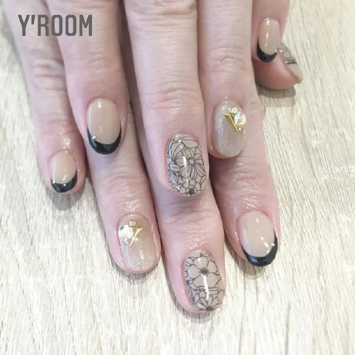 ネイル フラワーネイル フレンチネイル ジェルネイル ニュアンスネイル ワンカラーネイル ハンドネイル YUKA （ネイリスト）のネイルデザイン