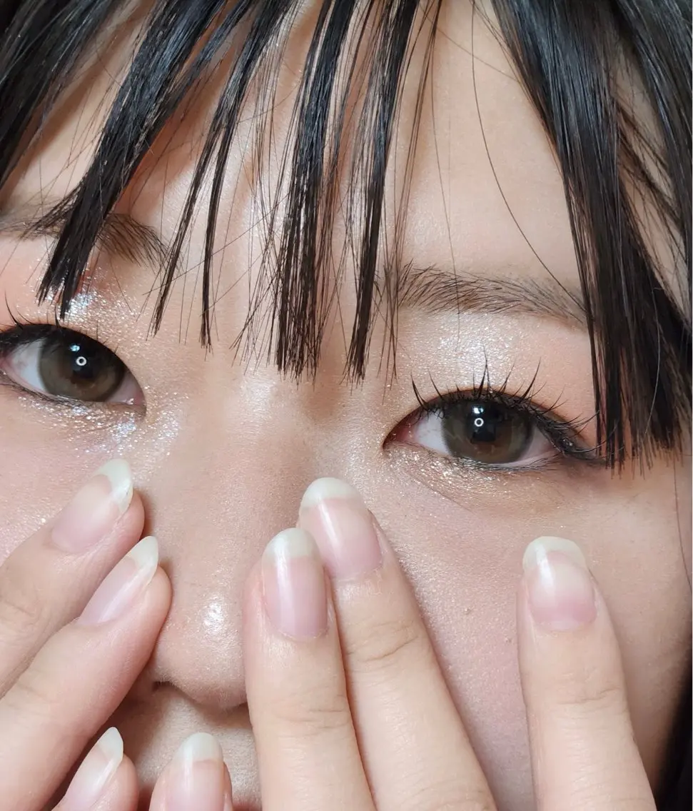 派手すぎず、若々しく。ナチュラルデザインの写真