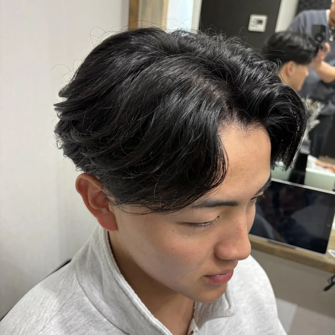 ショート パーマ メンズ フェザーパーマ メンズパーマ ニュアンスパーマ カット パーマ パーマPrivate SalonNoa名駅のヘアスタイル