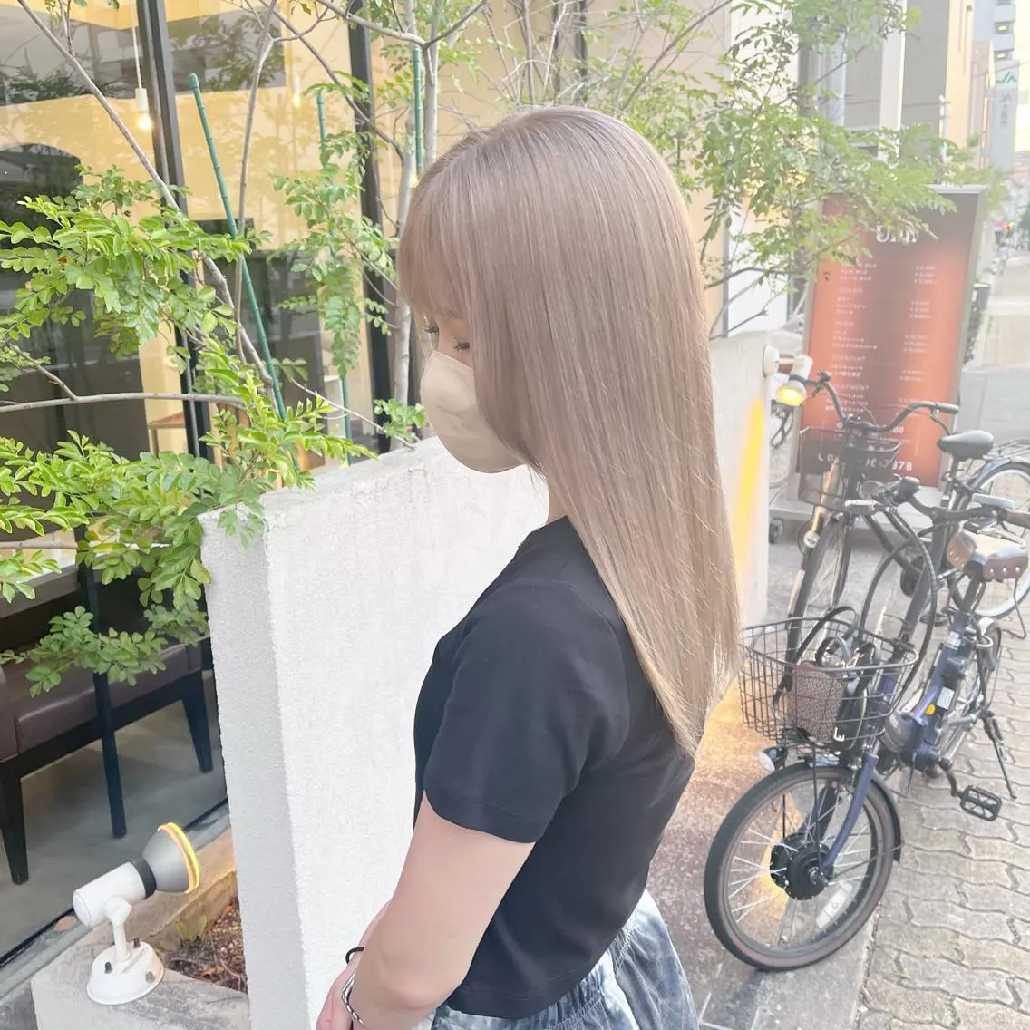 ロング カラー 渡邊 唯のヘアスタイル