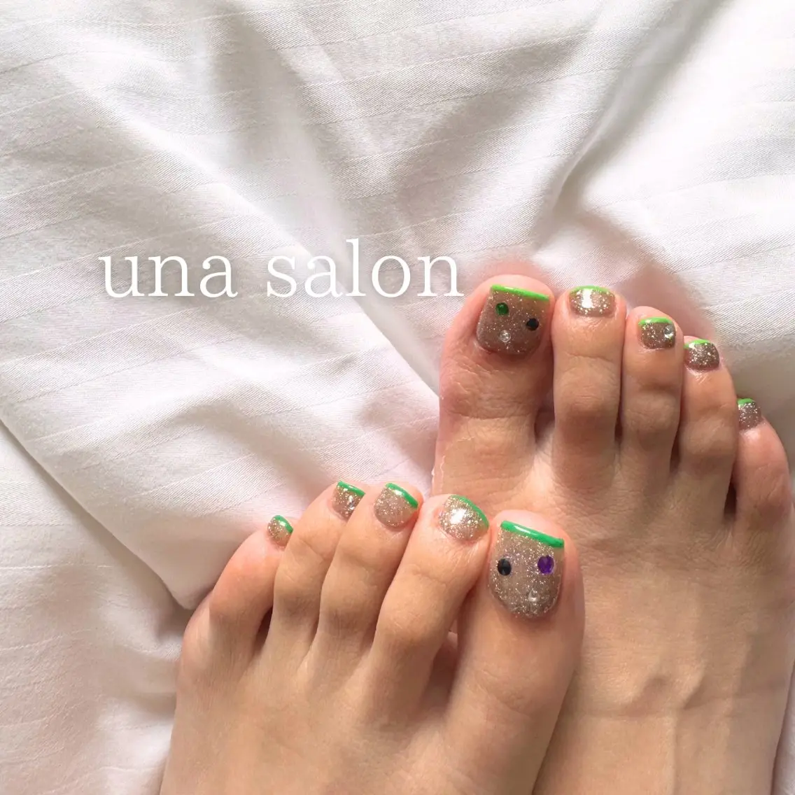 ネイル フラッシュネイル フットネイル una salon / ネイル&顔脱毛のネイルデザイン