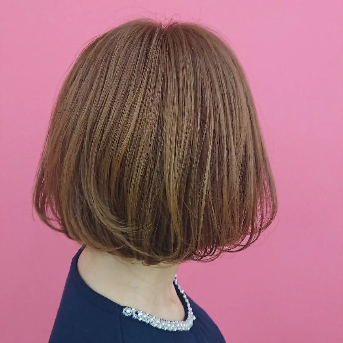 ショート カラー ベージュカラー ミルクティーベージュ ピンクカラー 艶髪サラサラカラー 🌈前原健吾のヘアスタイル