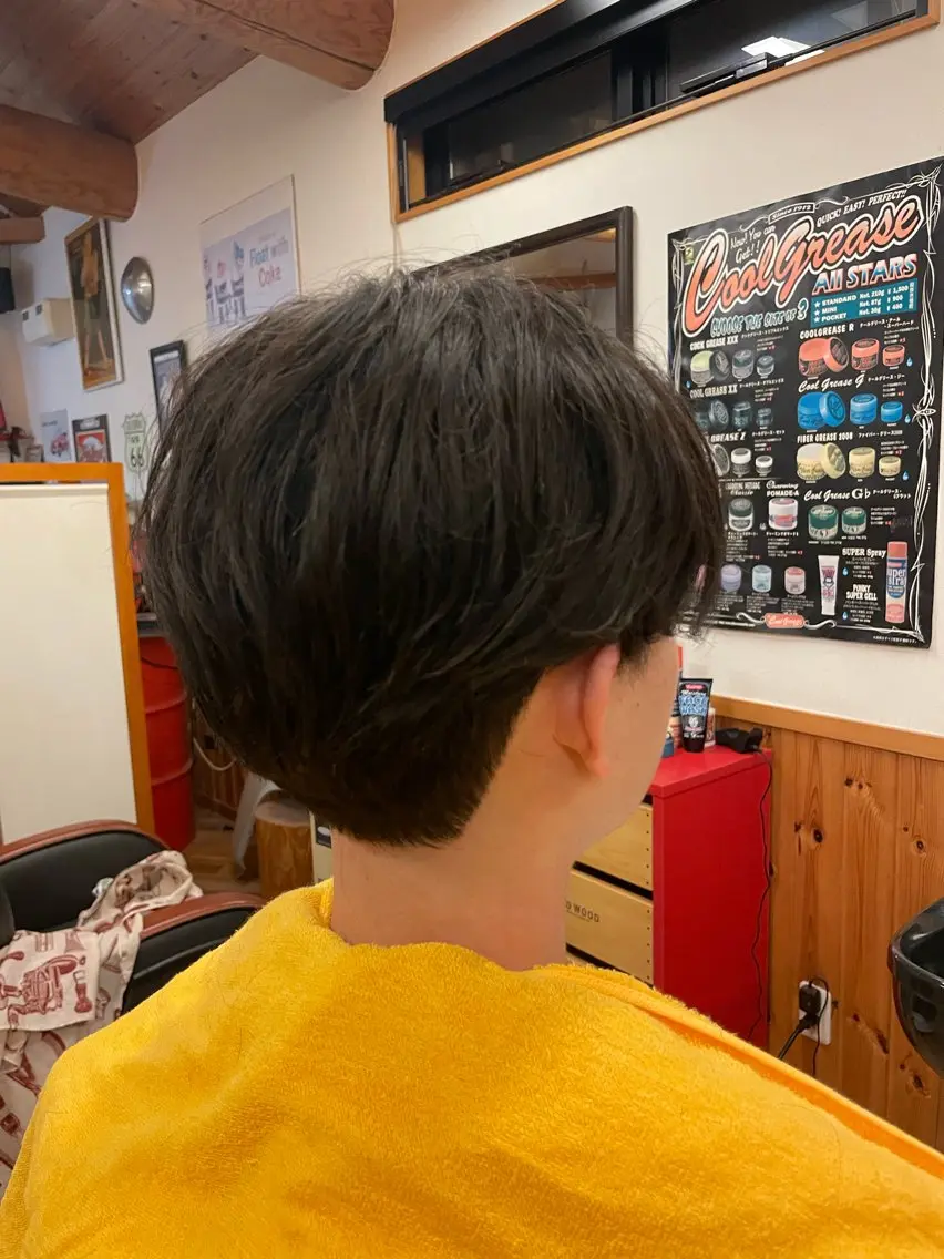 メンズ センターパート ツーブロック 西沢 良彌のヘアスタイル