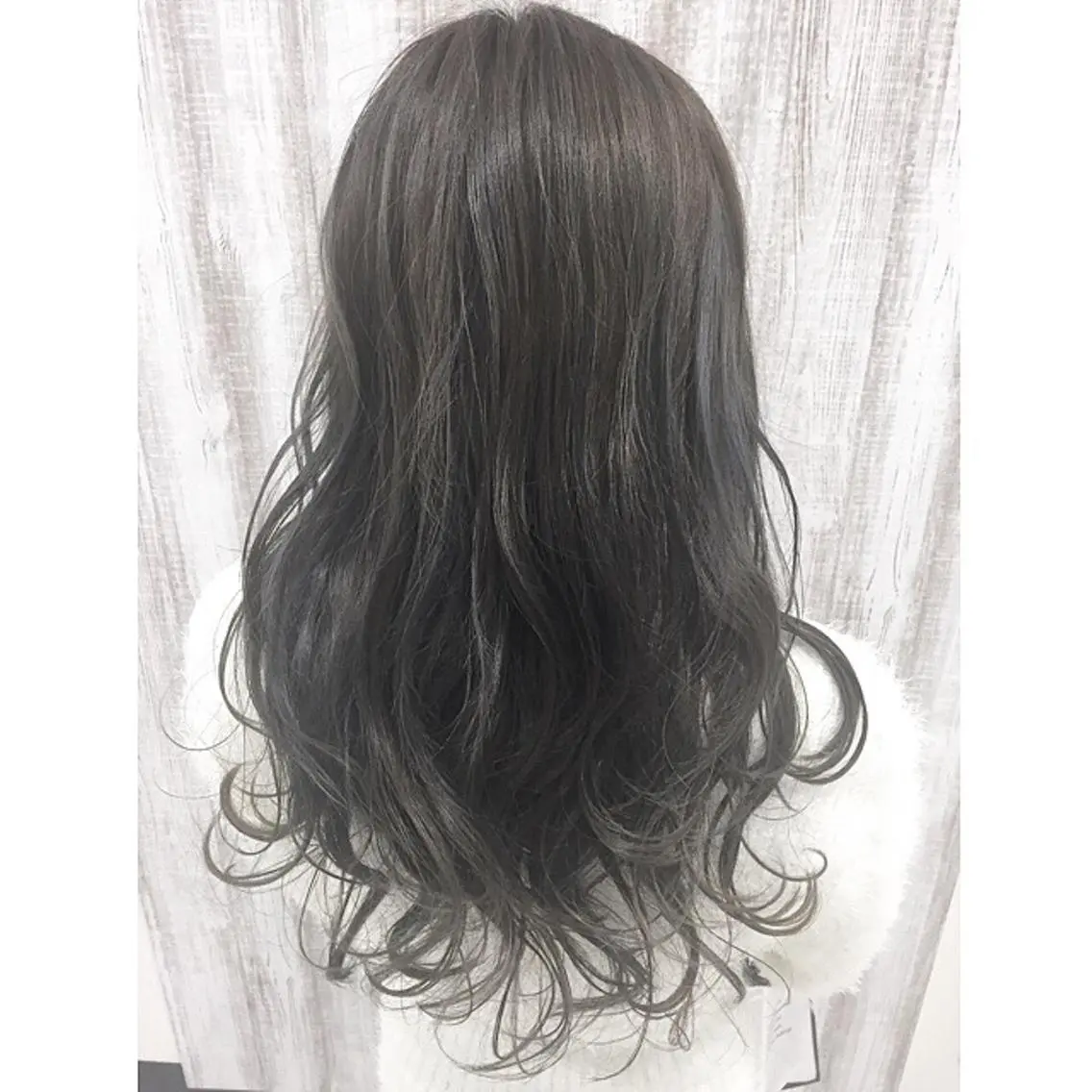 ロング カラー ヘアアレンジ ブルーカラー ブルージュ 透明感♡︎♡︎ 佐々木早苗のヘアスタイル