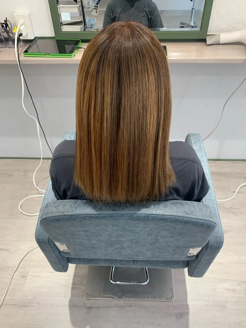 カット＋ヘアカラーフル（ロング＋¥1,100）の写真