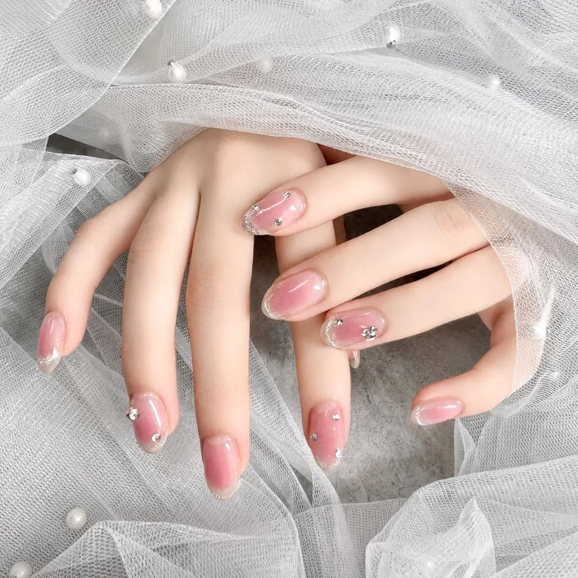 ネイル チークネイル フレンチネイル マグネットネイル マグネットフレンチ ハンドネイル chul nail 🎀azukiのネイルデザイン