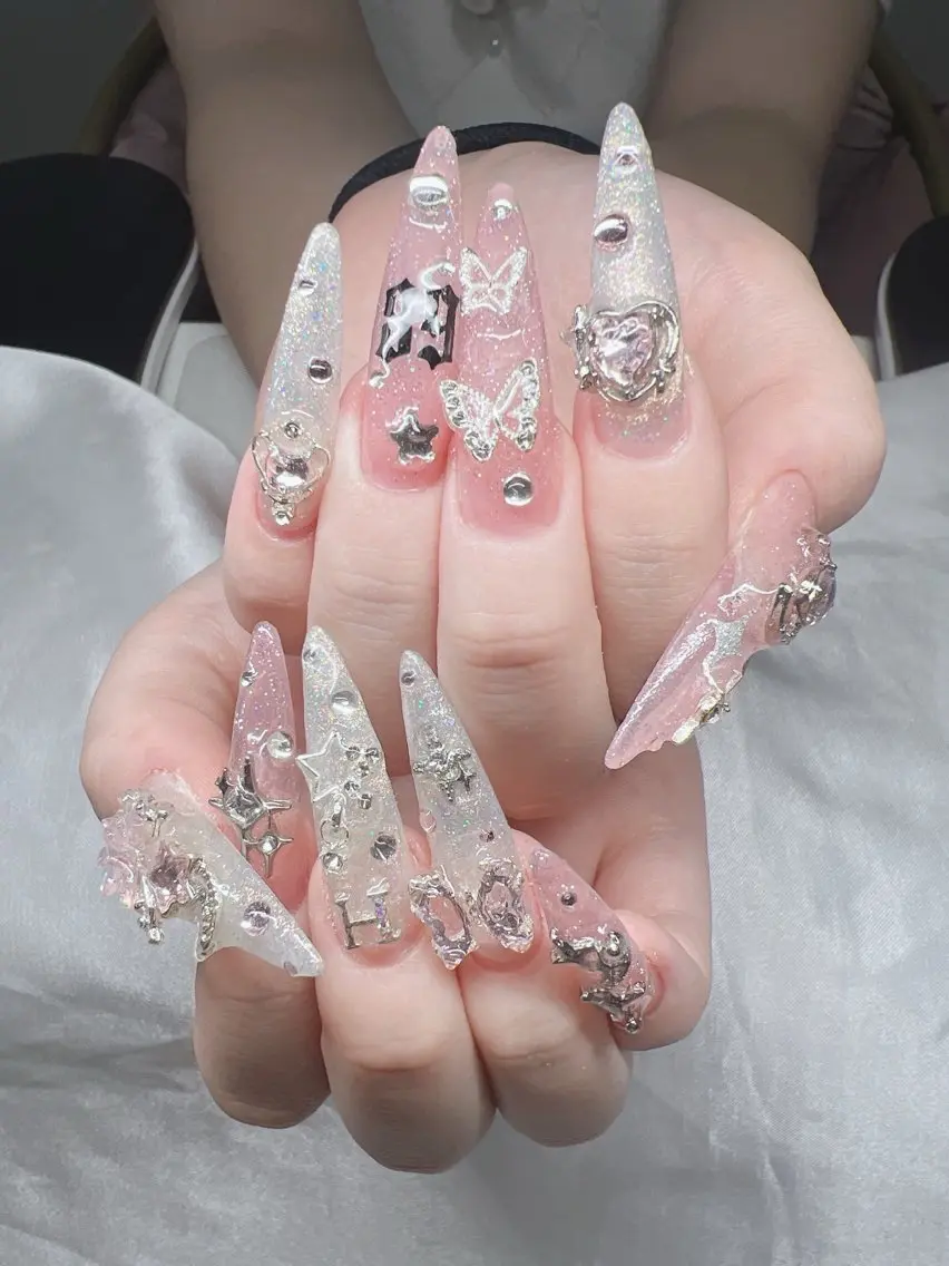 ネイル 長さ出し グラデーション キラキラネイル マグネットネイル ニュアンスネイル Lee Nails チップ長さだし専門店のネイルデザイン