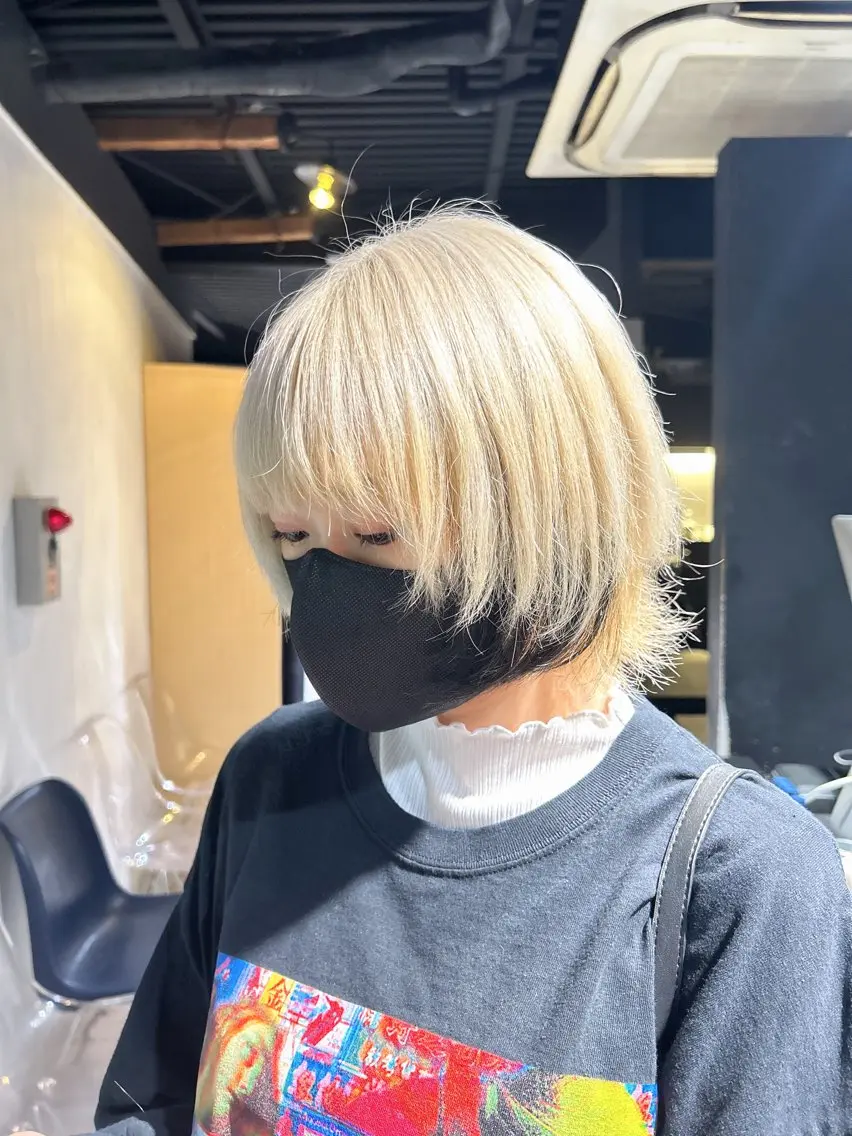 ショート アッシュ ピンクブラウン 髪質改善 トリートメント 酸熱トリートメント MEI🎀レイヤー 🎀韓国styleのヘアスタイル