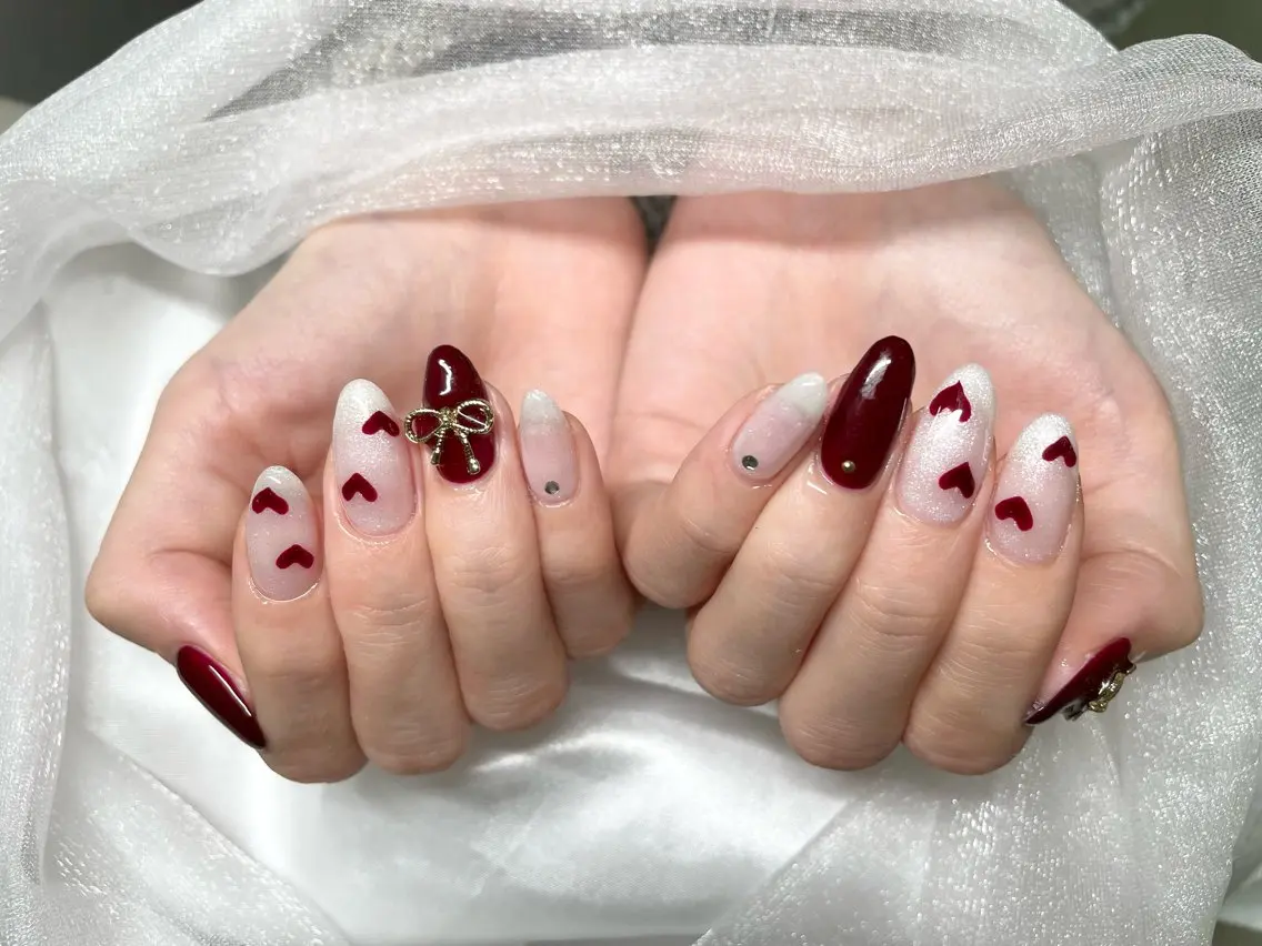 ネイル ハンドネイル Roi〈ロワ〉 Minakoのネイルデザイン