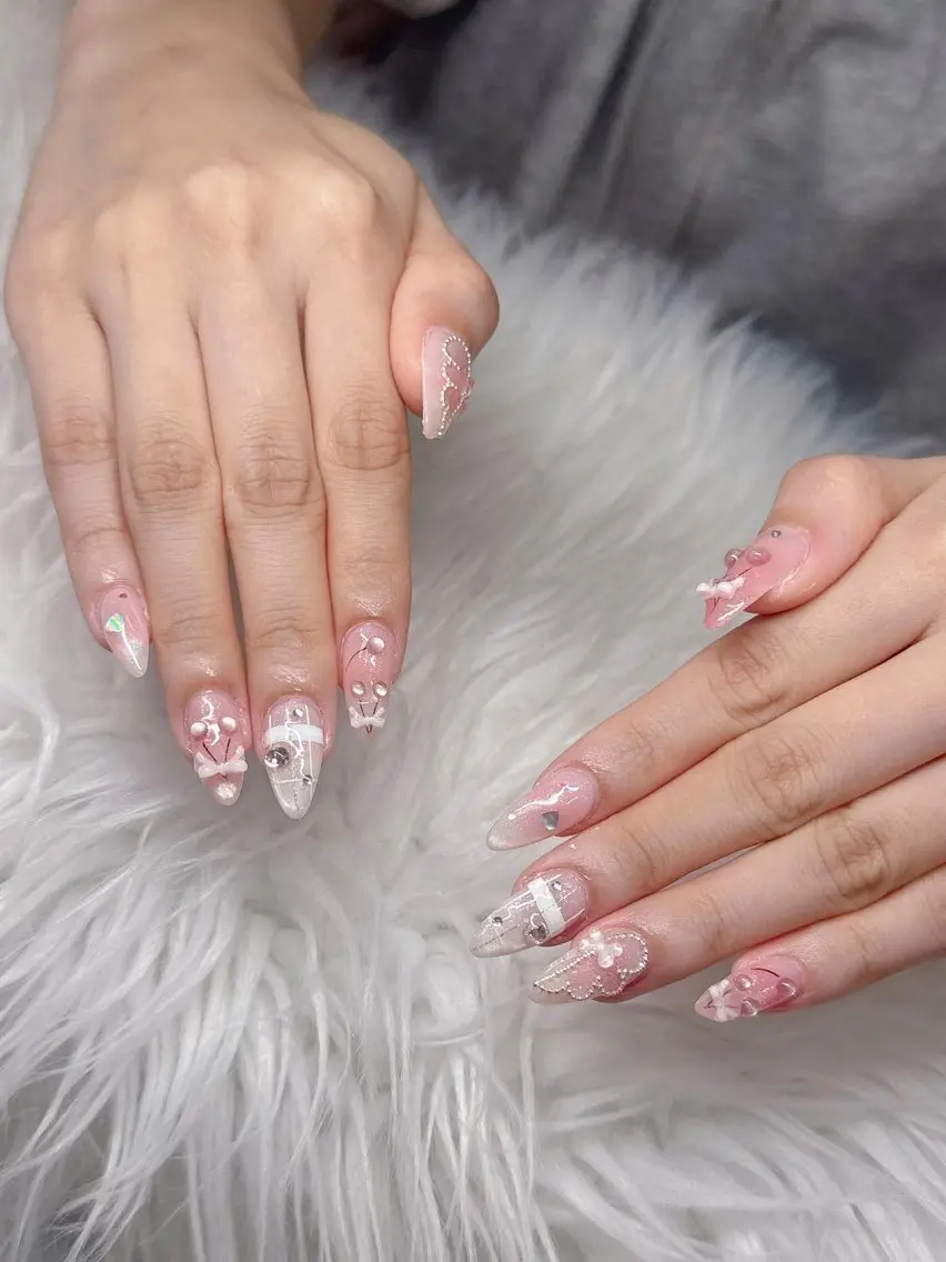 ネイル Lee Nailsのネイルデザイン