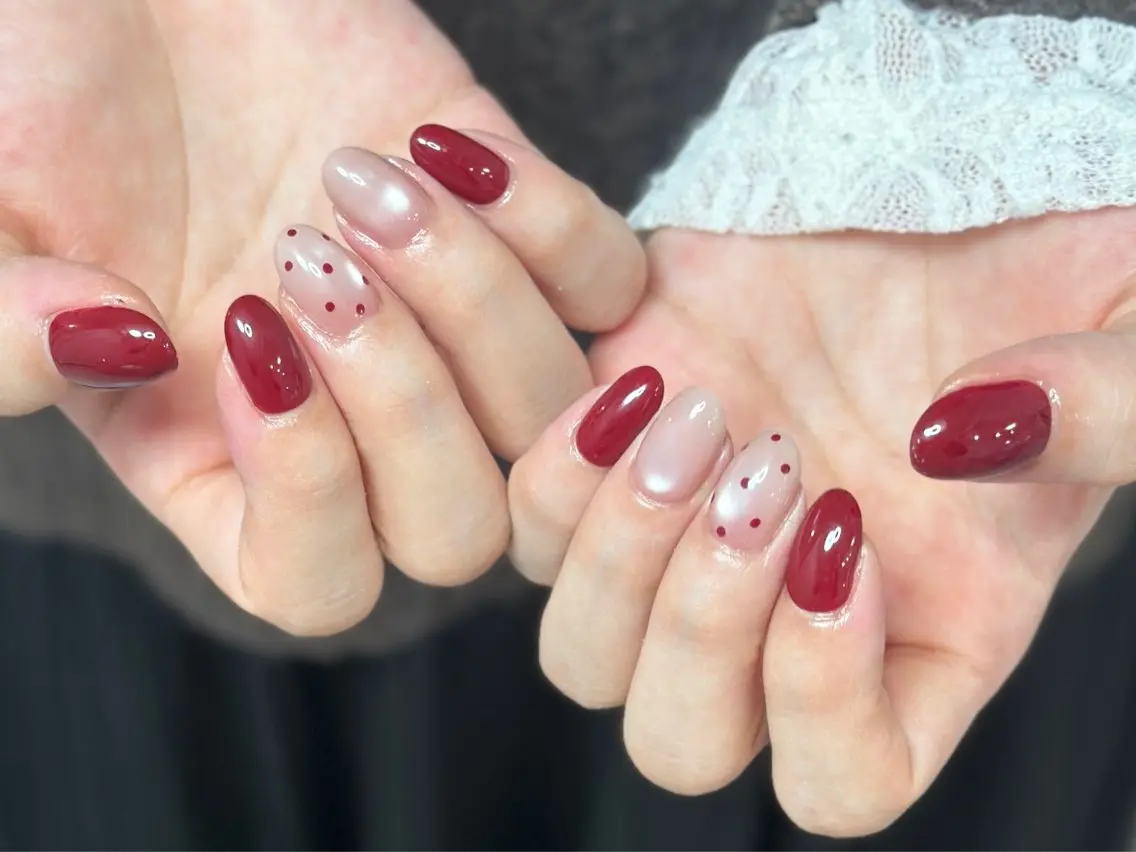 ネイル アートネイル オーロラネイル チークネイル フレンチネイル ガラスフレンチ 🎀YooLi Nail salonのネイルデザイン