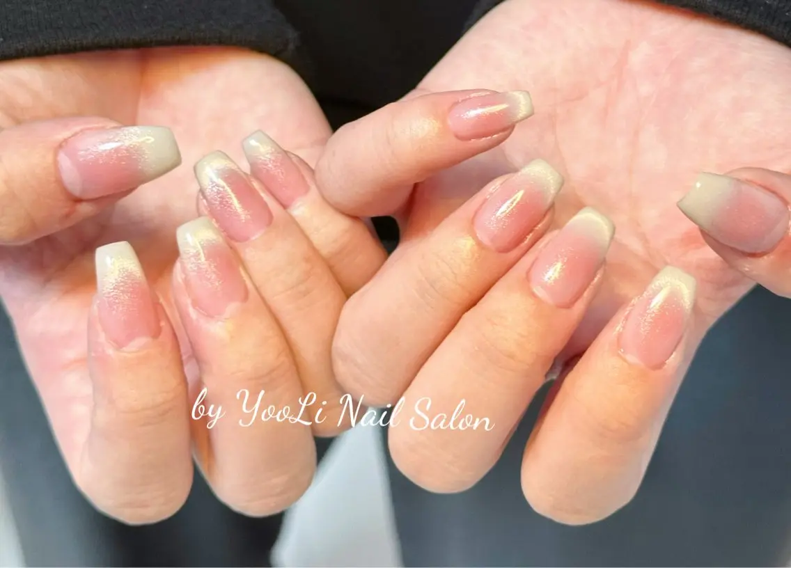 ネイル アートネイル オーロラネイル チークネイル フレンチネイル ガラスフレンチ ハンドネイル 🎀🎀YooLi Nail Salonのネイルデザイン