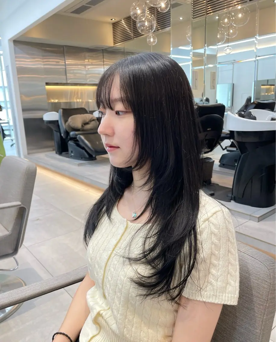ロング 韓国風ヘア レイヤーカット 佐原 里奈のヘアスタイル