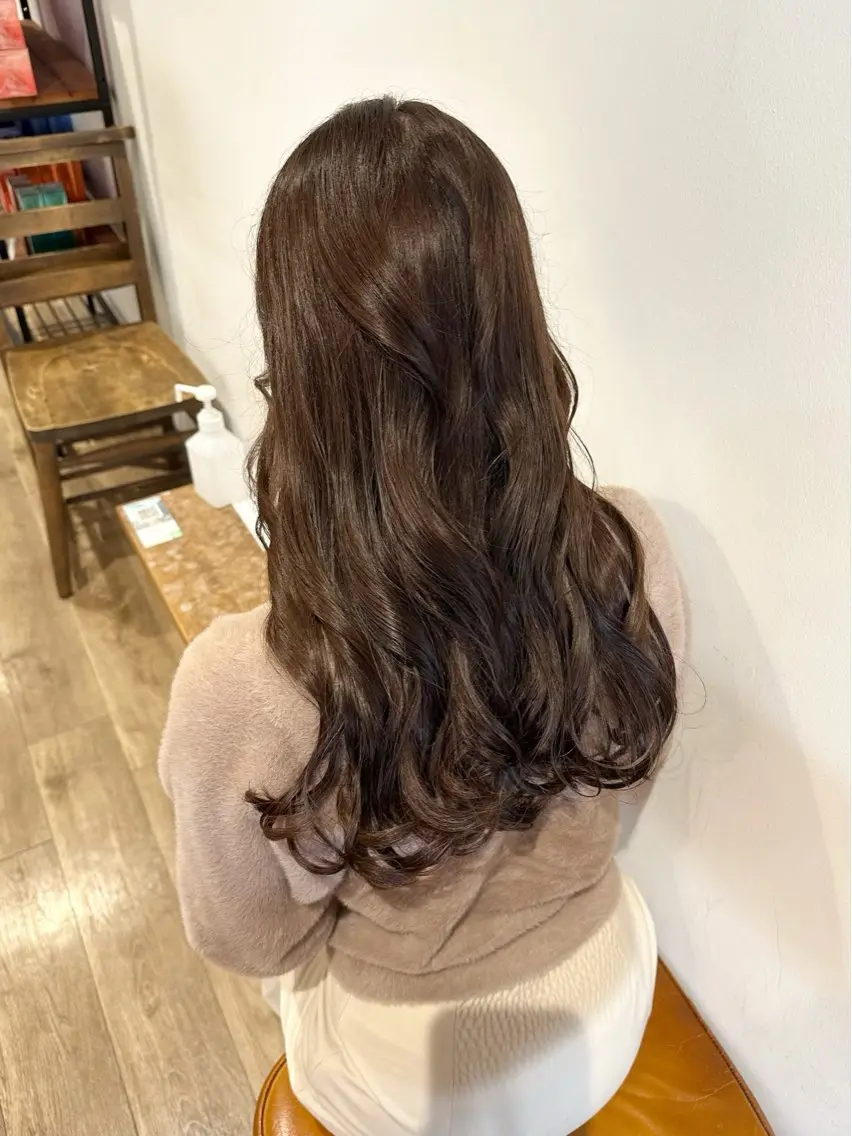 ロング カラー ヘアカラー トリートメント Himawari♡ 柔らかいカラーのヘアスタイル