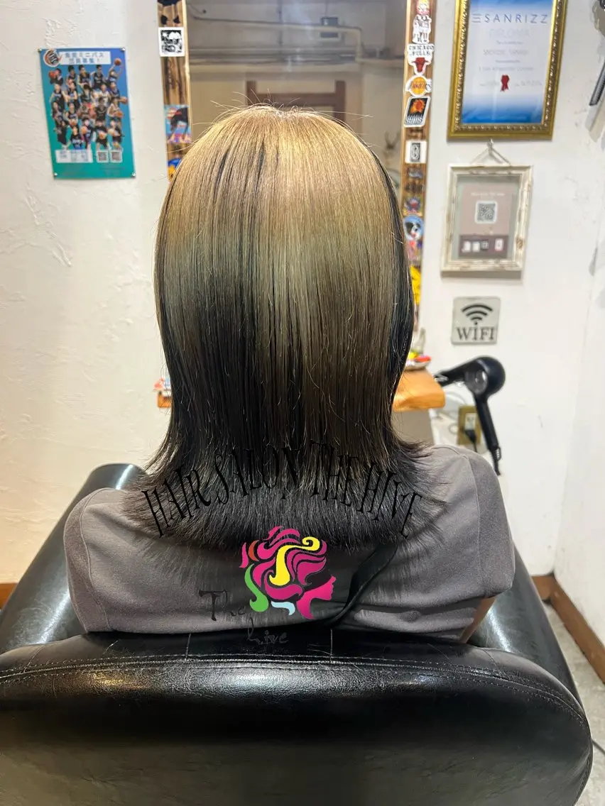 ミディアム カット ヘアカラー Hair salon The hiveのヘアスタイル