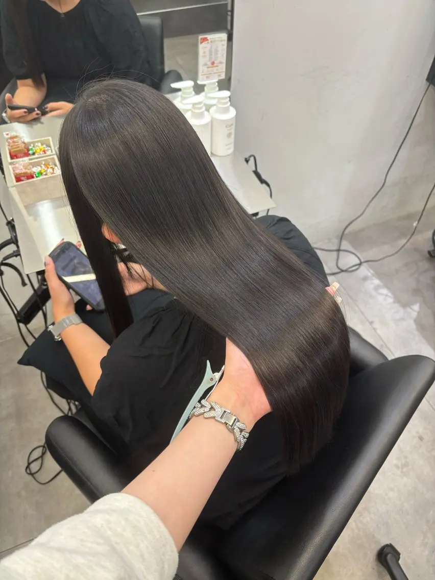 ロング 縮毛矯正 Core かんなのヘアスタイル