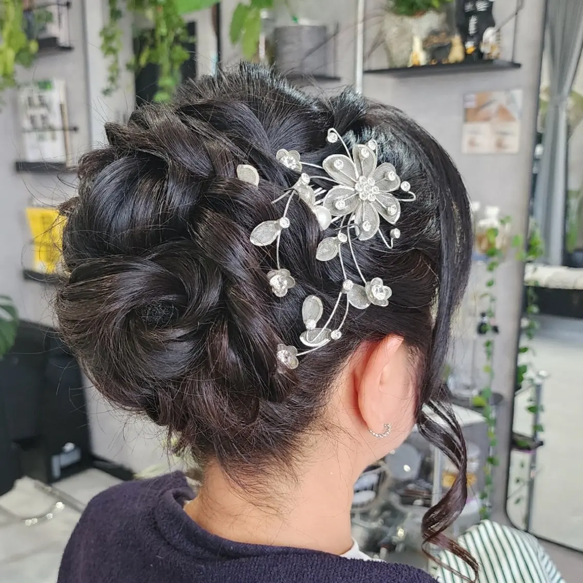 ヘアアレンジ 成人式 卒業式のヘアスタイル ESTELA... OHARA のヘアスタイル
