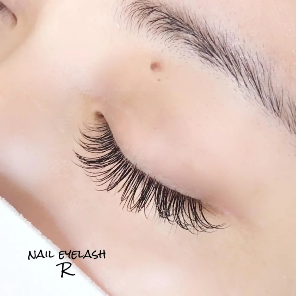 マツエク・マツパ 付け放題 フラットラッシュ マツエク eyelash R𓇼eri🐈️の眉毛・アイブロウイメージ