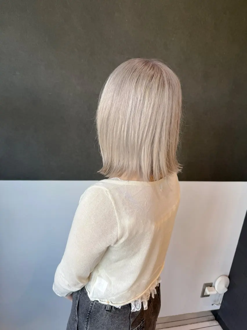 ショート アッシュ デザインカラー/ 推しの配色　肥後のヘアスタイル