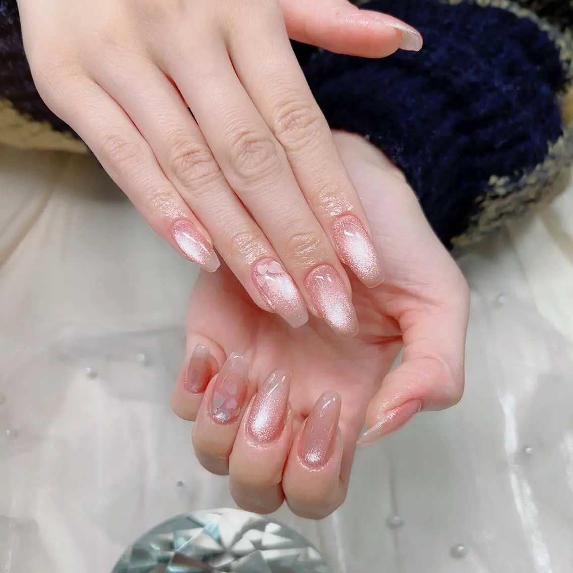 ネイル ハート ホログラムネイル キラキラネイル マグネットネイル マグネットワンカラー ハンドネイル Cute Tips nailのネイルデザイン