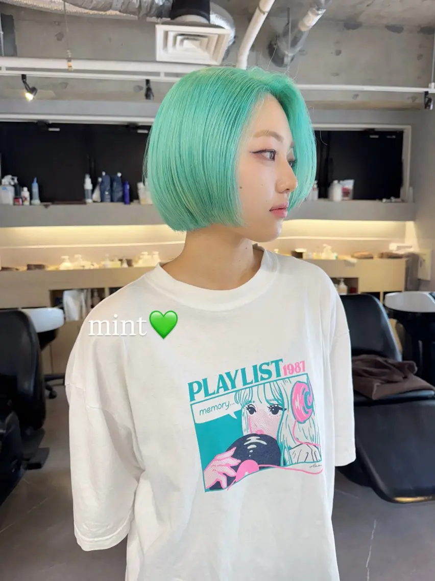 ショート カラー ブロンド ハイトーンカラー ミント ミントグリーン 福岡縮毛矯正 ブリーチなしカラーのヘアスタイル