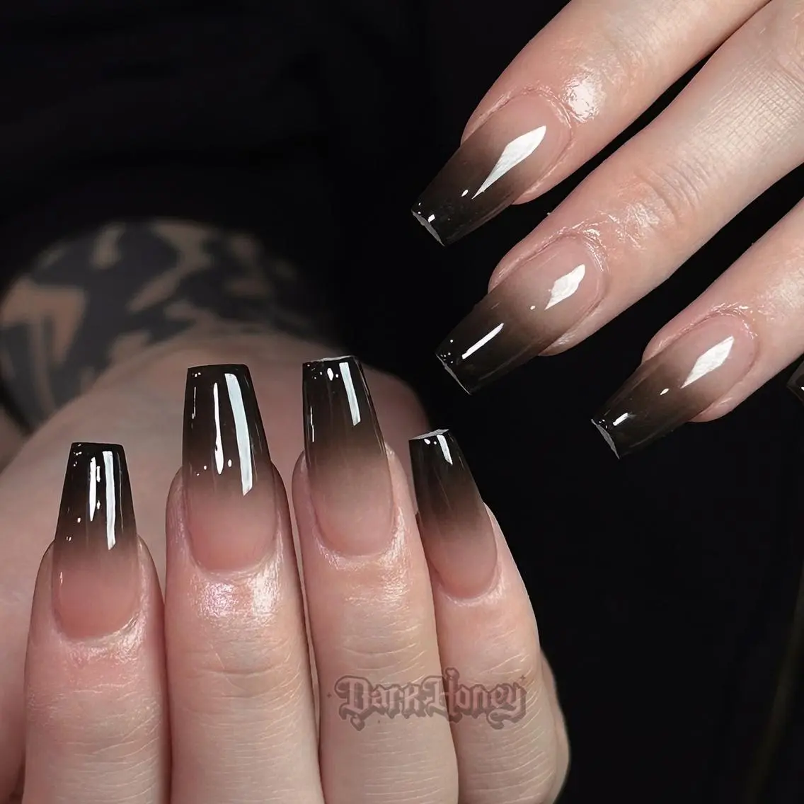 ネイル ハンドネイル Dark Honey AiAiのネイルデザイン