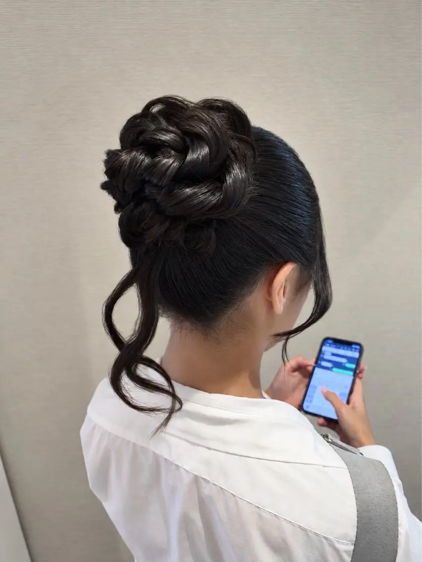 ヘアアレンジ ヘアセット ブリーチカラー/ヘア セット/海咲₊⁎✴︎のヘアスタイル