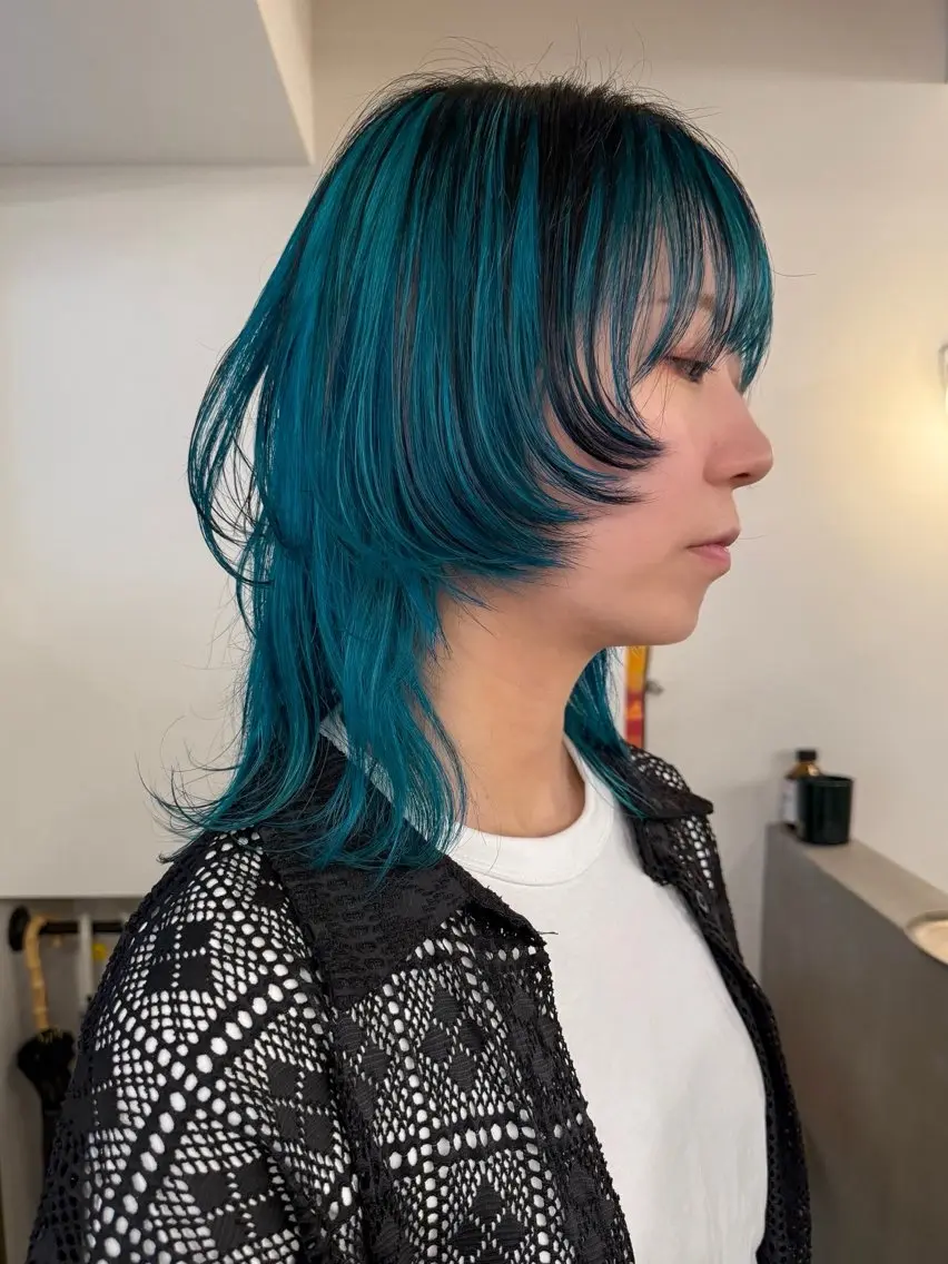 ミディアム カラー スダユーヤ 💫推しカラーウルフのヘアスタイル
