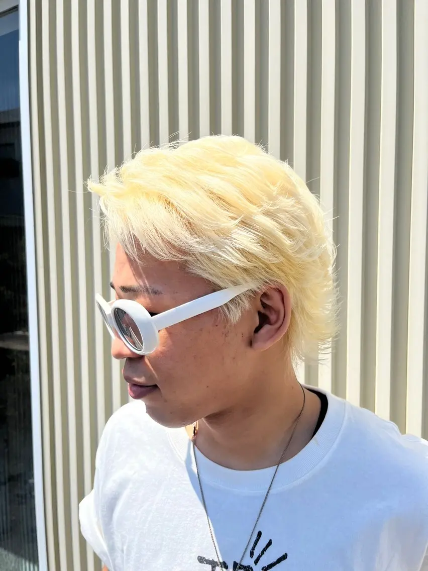 ブリーチ+シャンプーブローの写真