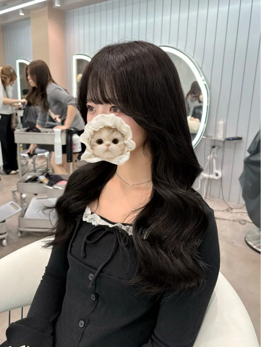 ロング ヘアアレンジ 顔まわりレイヤー 顔周りカット ハッシュカット 髪質改善 韓国風ヘア カット トリートメント ヘアセット 大宮縮毛矯正🩵 レイヤー 佐藤和のヘアスタイル