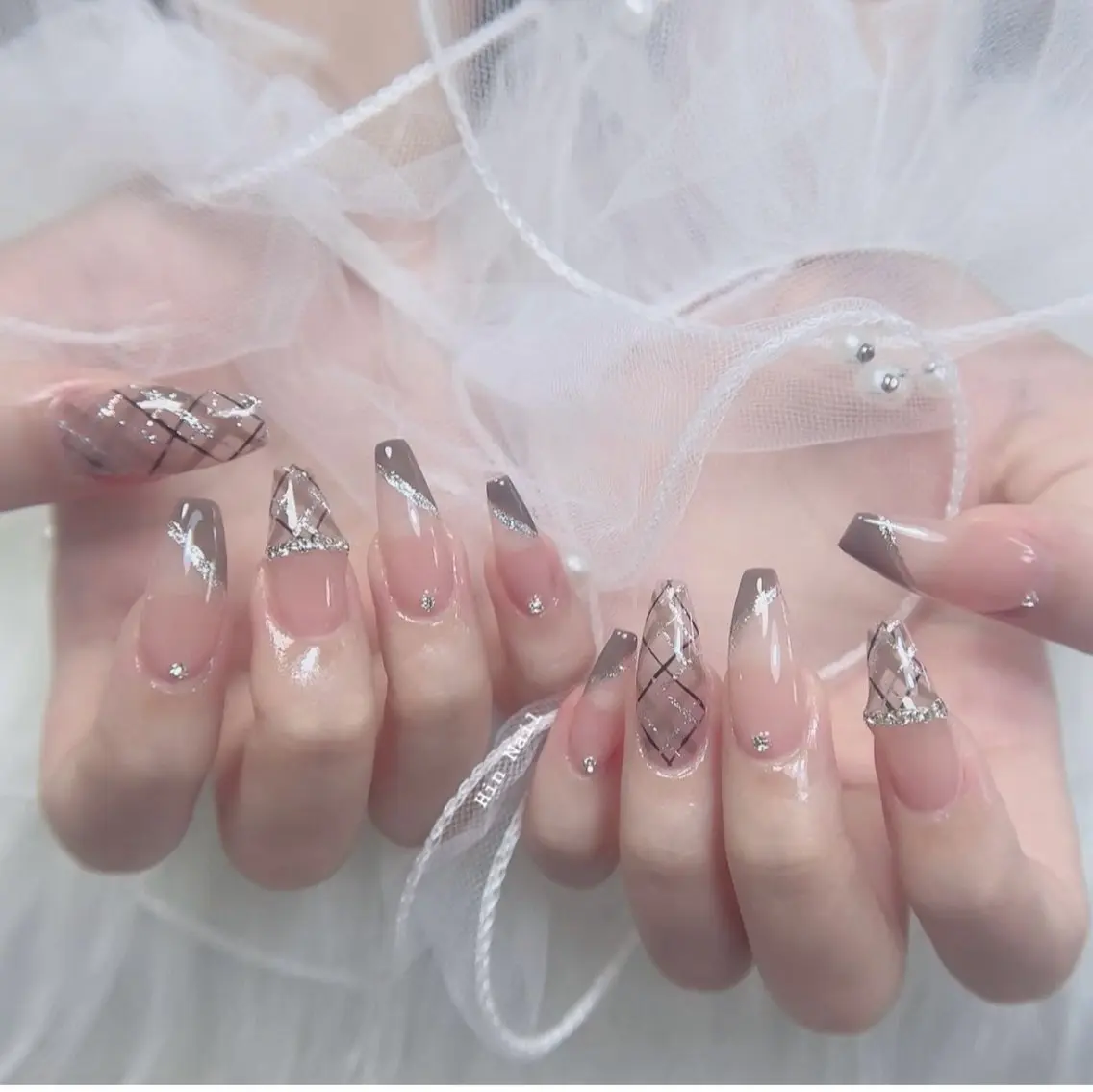 ネイル ハンドネイル HIN NAILのネイルデザイン