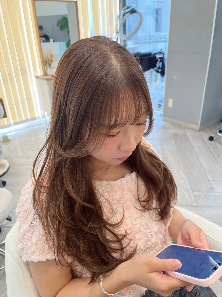 ロング レイヤーカット カット ヘアカラー トリートメント AVANCE. chisatoのヘアスタイル