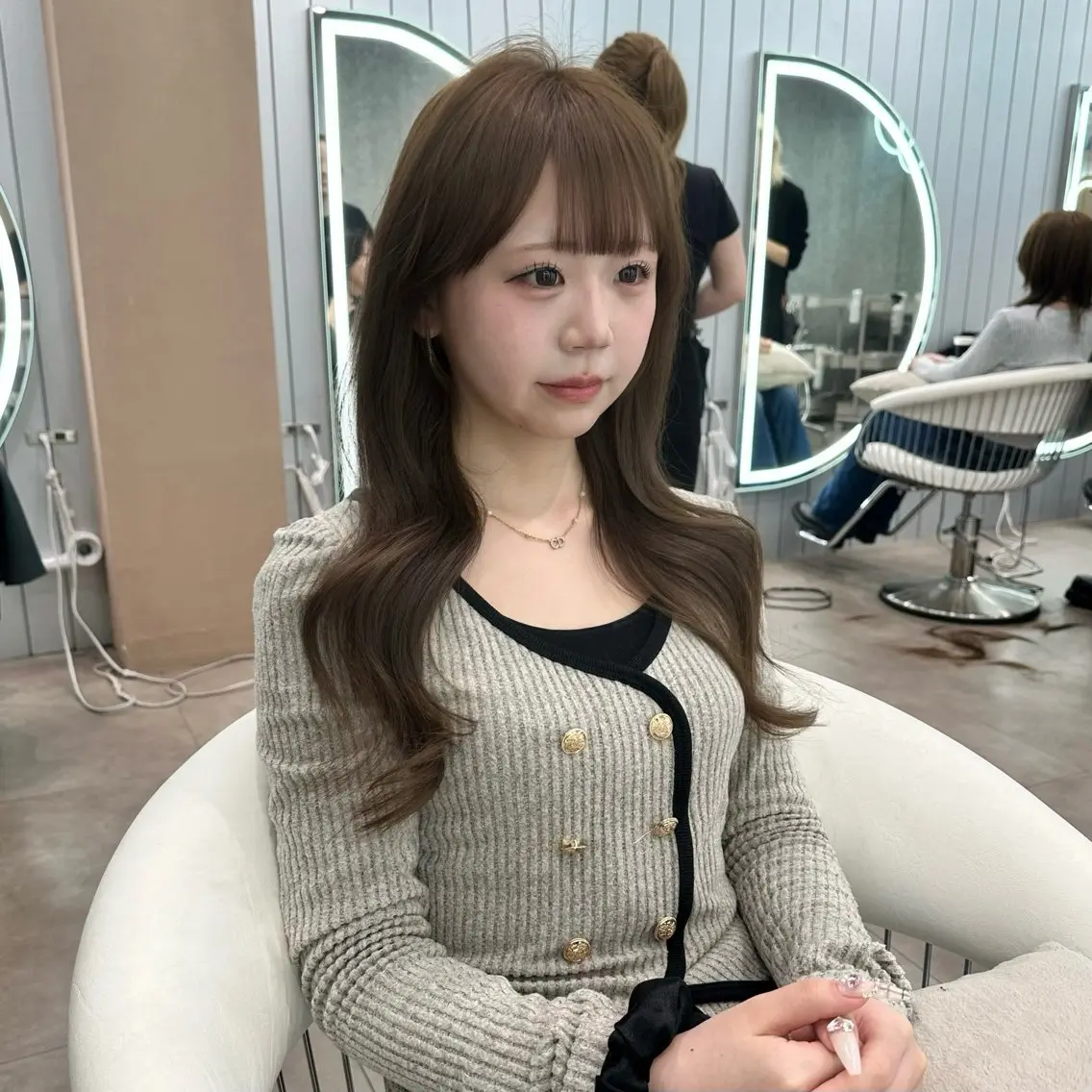セミロング カラー ヘアアレンジ カット ヘアカラー トリートメント ブリーチなしW🎀 髪質改善/はのんのヘアスタイル