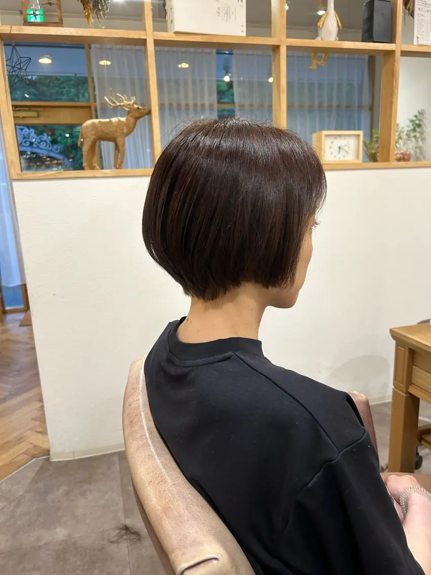 ♡minimo期間限定♡【ショートボブ+全体カラー🌟】［姫路/ヘアサロン］の写真