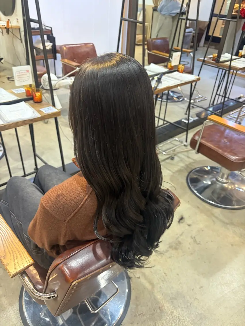 ロング 聖菜/ hina /レイヤー/艶カラーのヘアスタイル