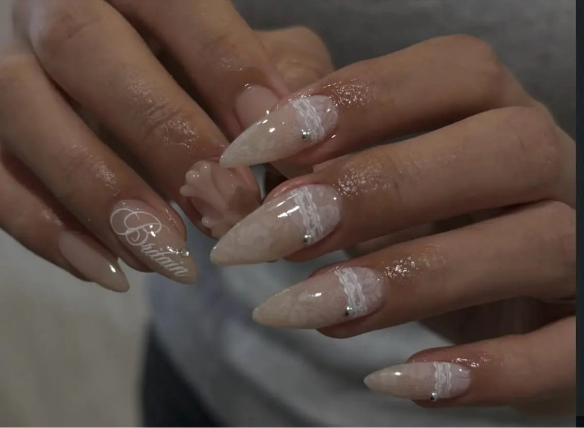 ネイル ハンドネイル BERA NAILSのネイルデザイン
