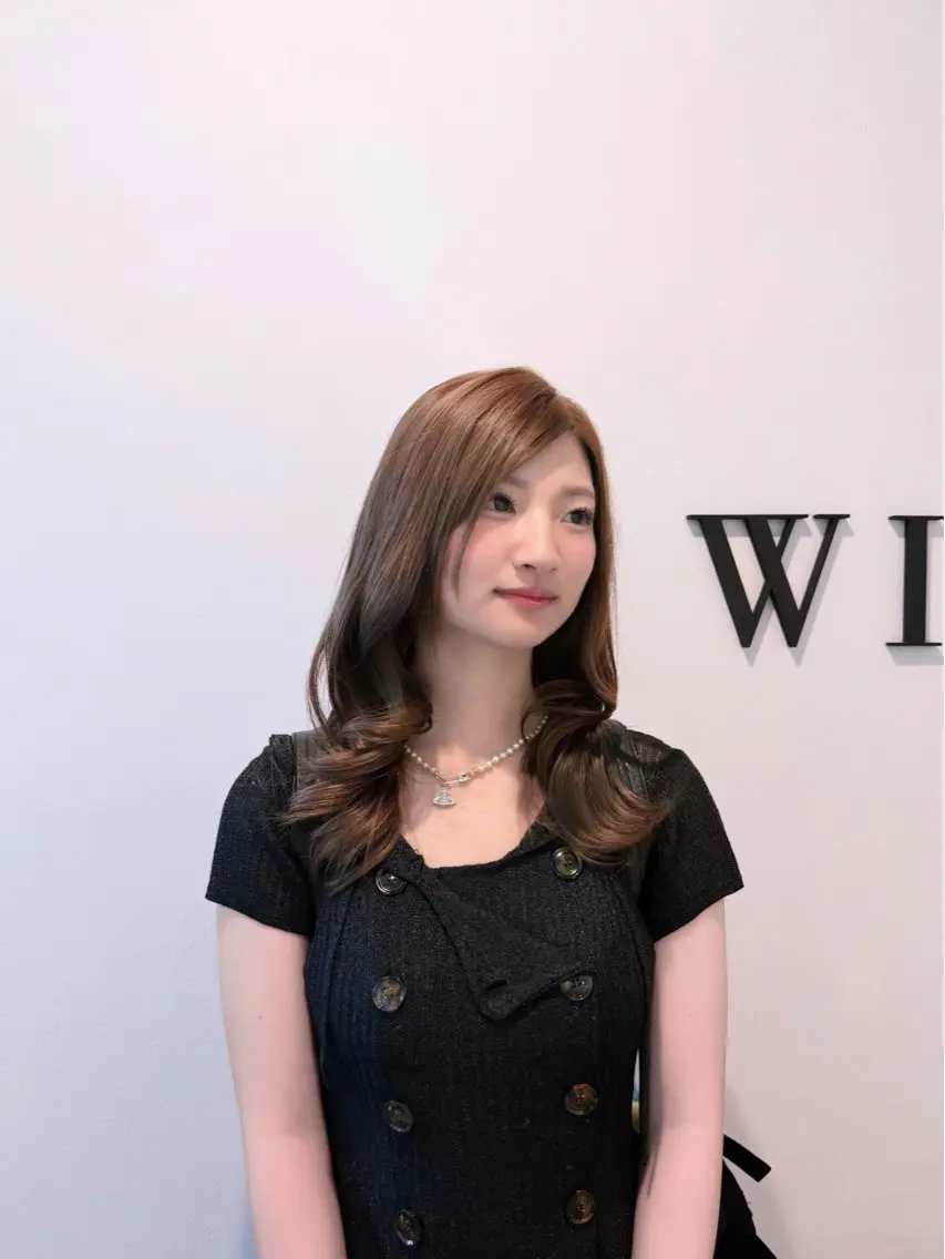 ミディアム カラー ヘアカラー FOCUS JAPANのヘアスタイル