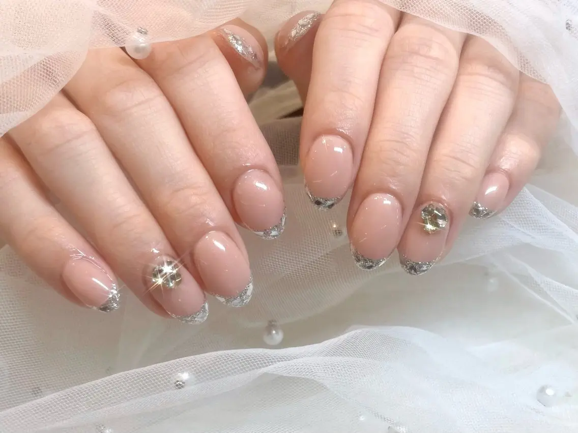ネイル フレンチネイル ガラスフレンチ ハンドネイル ANDY💫 KANONのネイルデザイン