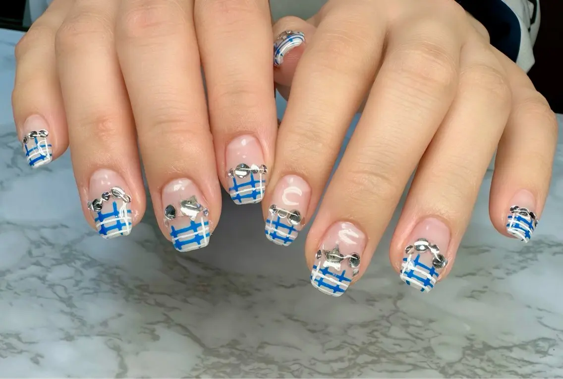 ネイル アートネイル オーロラネイル フレンチネイル マグネットネイル ニュアンスネイル Mai’s nailのネイルデザイン