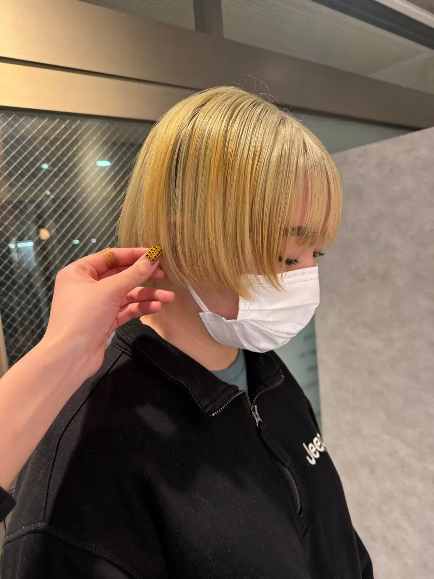 ミディアム ヘアカラー 🍓mito/ ブリーチ/カラー🍓のヘアスタイル