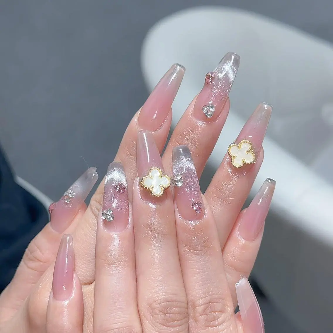ネイル ハンドネイル Queens 新宿本店のネイルデザイン