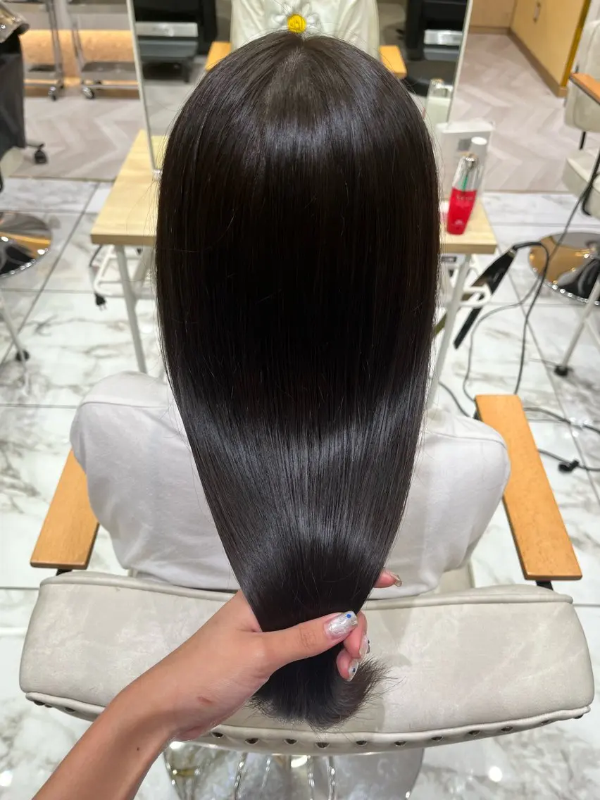 ロング カラー トリートメント ∴Sanae. ∴ トータルビューティーのマツエク・マツパデザイン